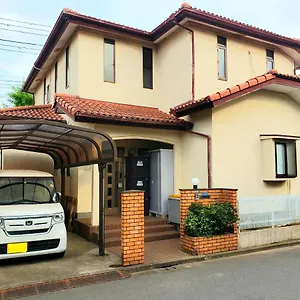 ヴィラ ディズニーランド徒歩圏内! 駐車場付の広い115m2戸建まるごと貸し切り! 民泊舞浜, 浦安市